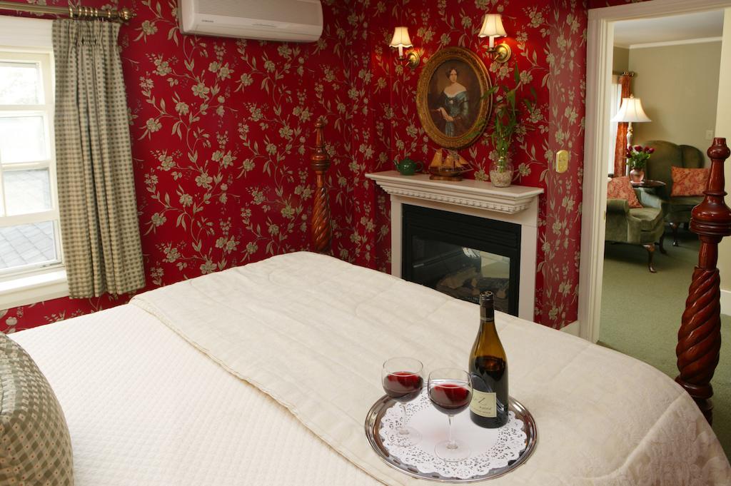 Captain'S House Inn チャタム エクステリア 写真